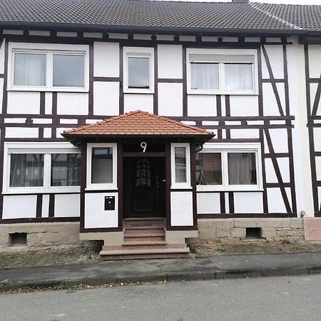 ברונה Monteurzimmer Oberlistingen Zweibettzimmer Mit 2 Baedern מראה חיצוני תמונה