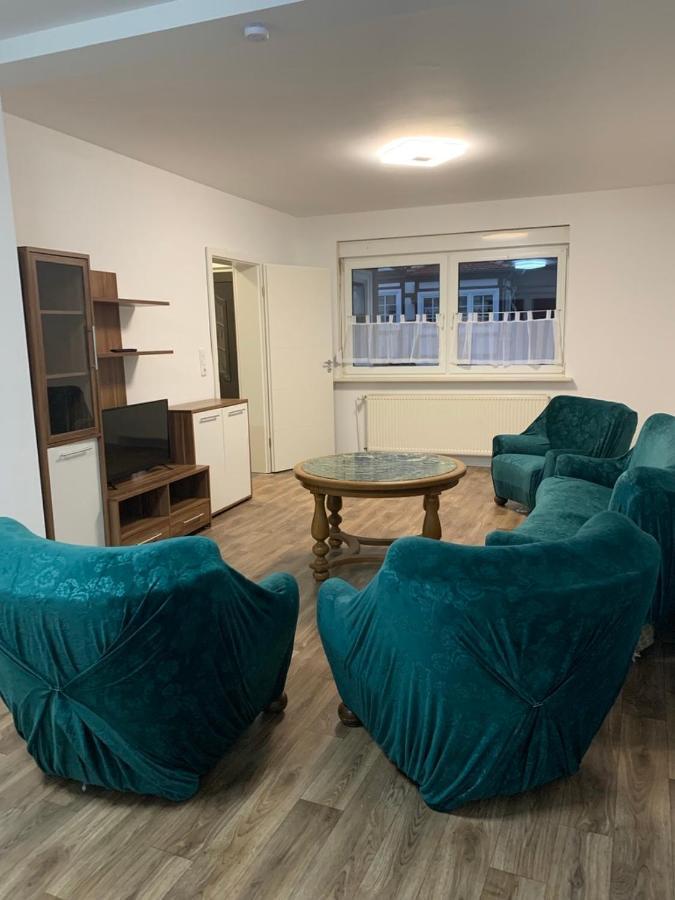 ברונה Monteurzimmer Oberlistingen Zweibettzimmer Mit 2 Baedern מראה חיצוני תמונה